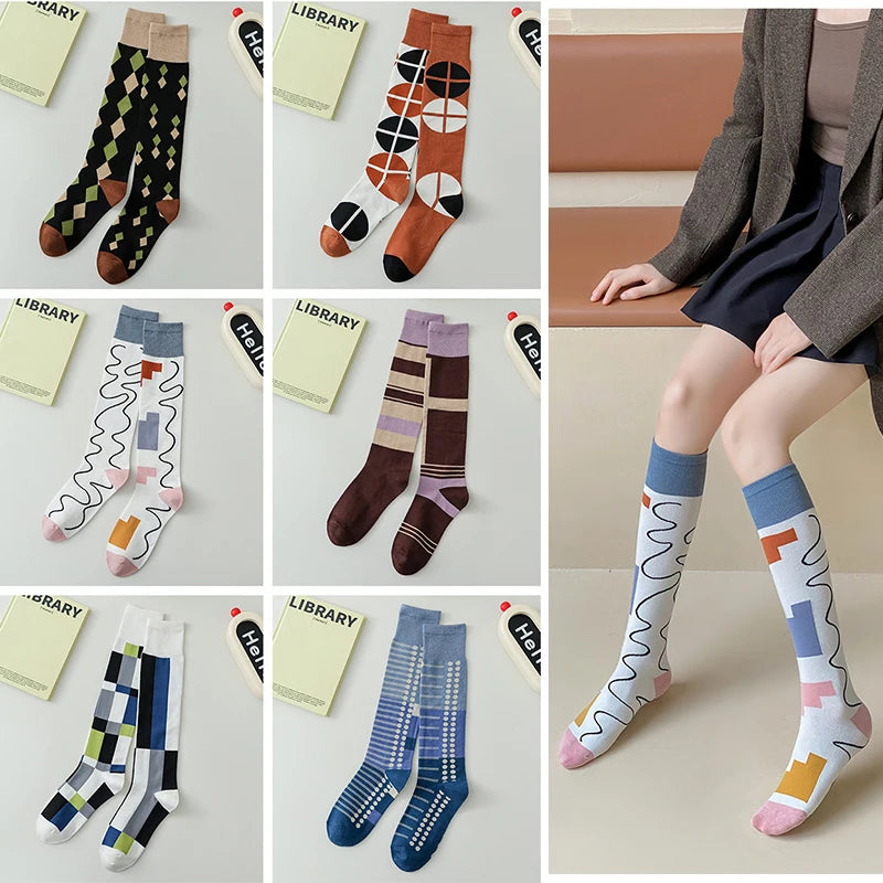 2024 Retro Color Contrast Gradient Stripes AB Knee-length Calf Socks Women Individual Fashion Cotton Sports Socking